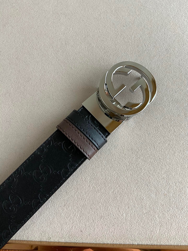 スーパーコピーグッチベルト素材ディテール